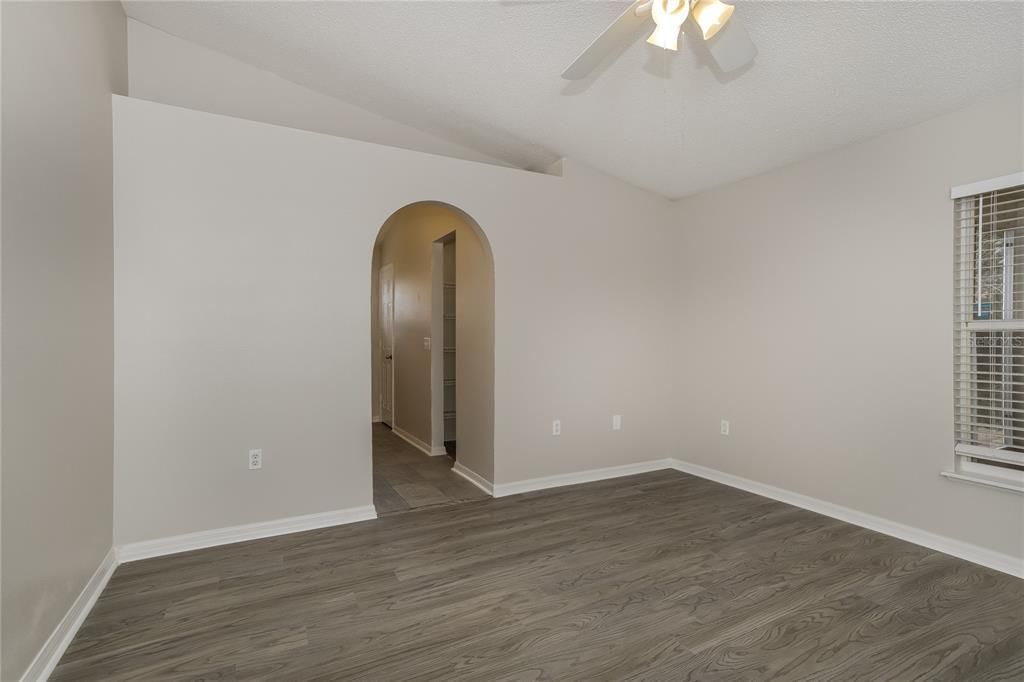 For Rent: $2,145 (3 beds, 2 baths, 1632 Square Feet)