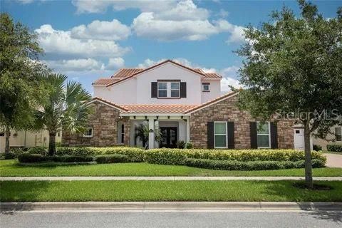 Active With Contract: $2,100,000 (5 beds, 6 baths, 4629 Square Feet)