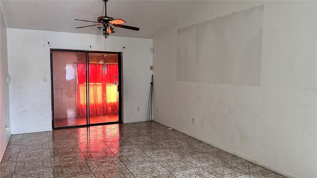 En Venta: $263,400 (2 camas, 2 baños, 980 Pies cuadrados)