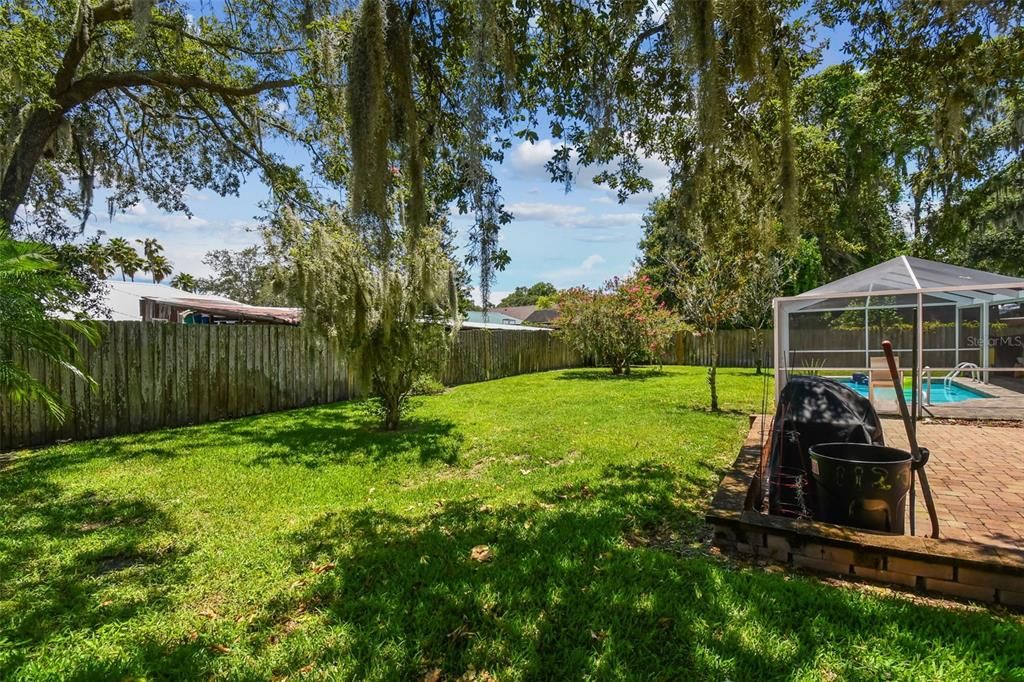 For Sale: $434,999 (3 beds, 2 baths, 1356 Square Feet)