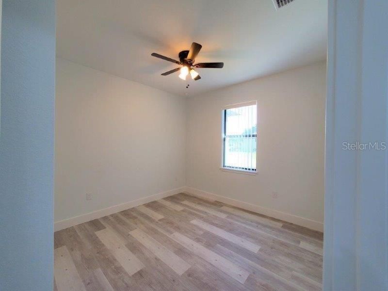 For Rent: $2,300 (3 beds, 2 baths, 1395 Square Feet)