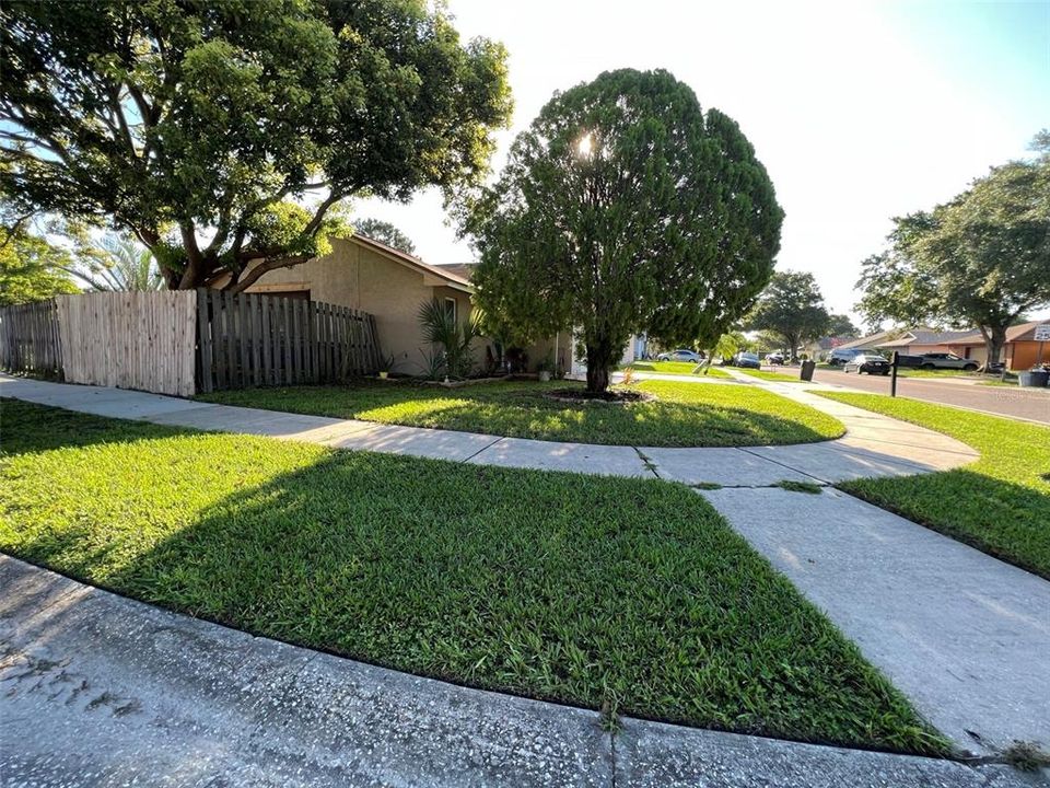 For Sale: $360,000 (3 beds, 2 baths, 1075 Square Feet)