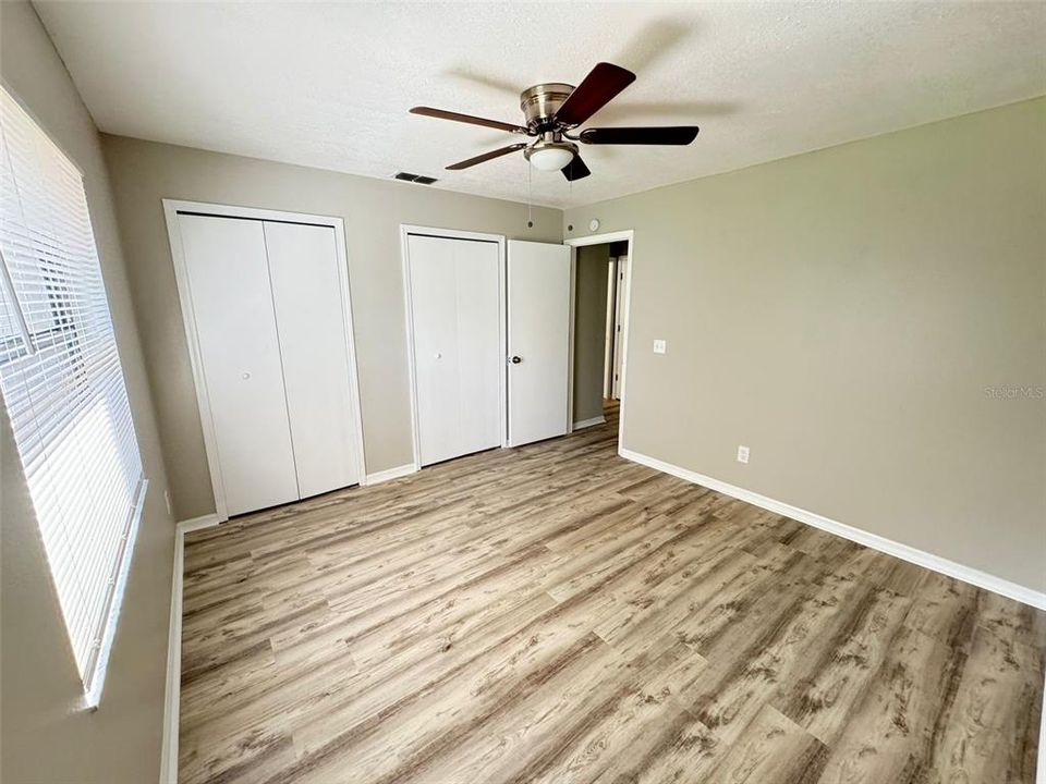 For Rent: $2,145 (3 beds, 2 baths, 1693 Square Feet)