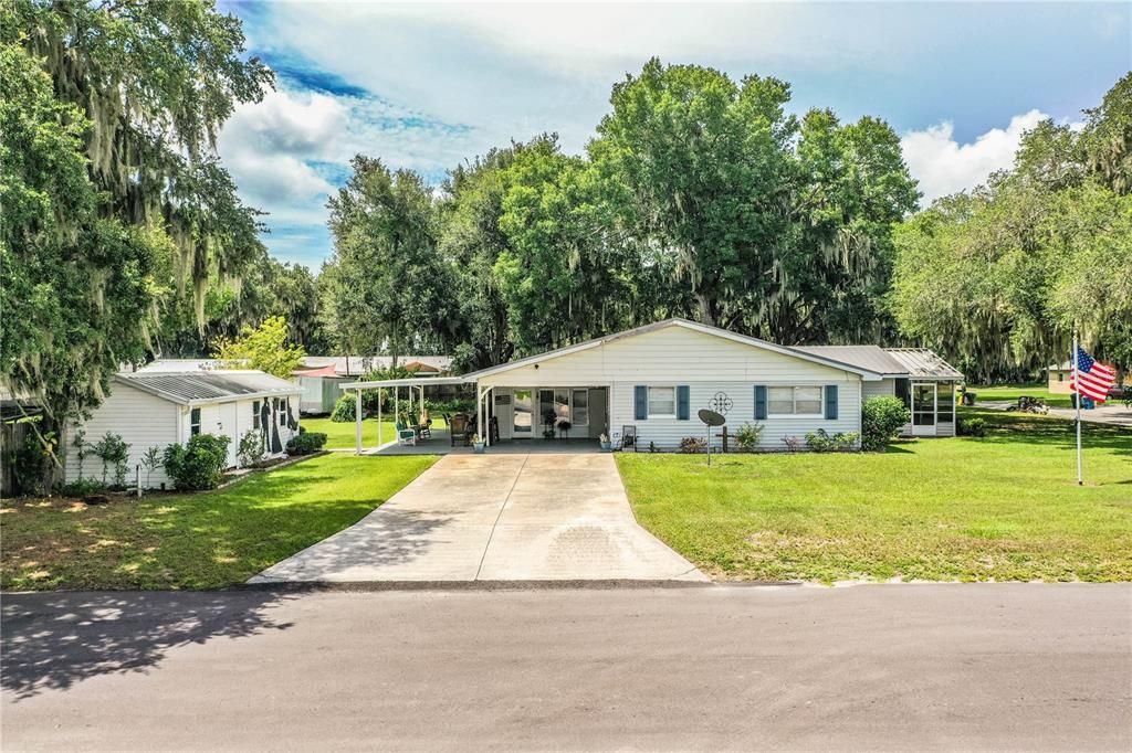 Active With Contract: $299,000 (3 beds, 2 baths, 1395 Square Feet)