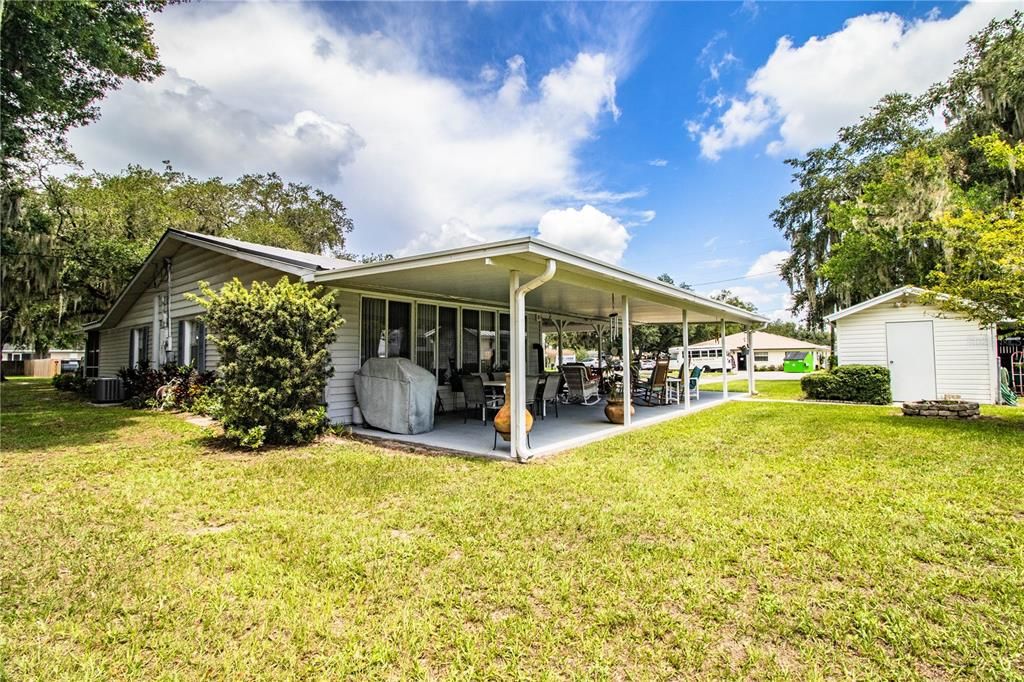 Active With Contract: $299,000 (3 beds, 2 baths, 1395 Square Feet)