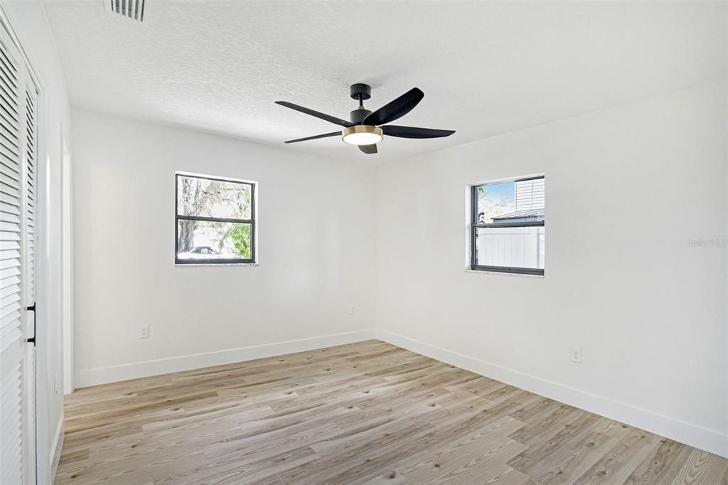 For Sale: $449,900 (3 beds, 2 baths, 1440 Square Feet)