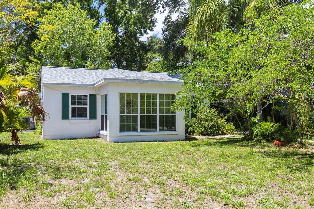 For Sale: $409,000 (3 beds, 2 baths, 1266 Square Feet)