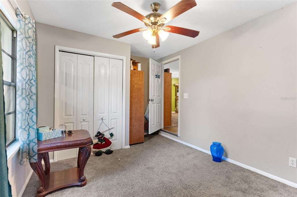 For Sale: $379,900 (3 beds, 1 baths, 2227 Square Feet)