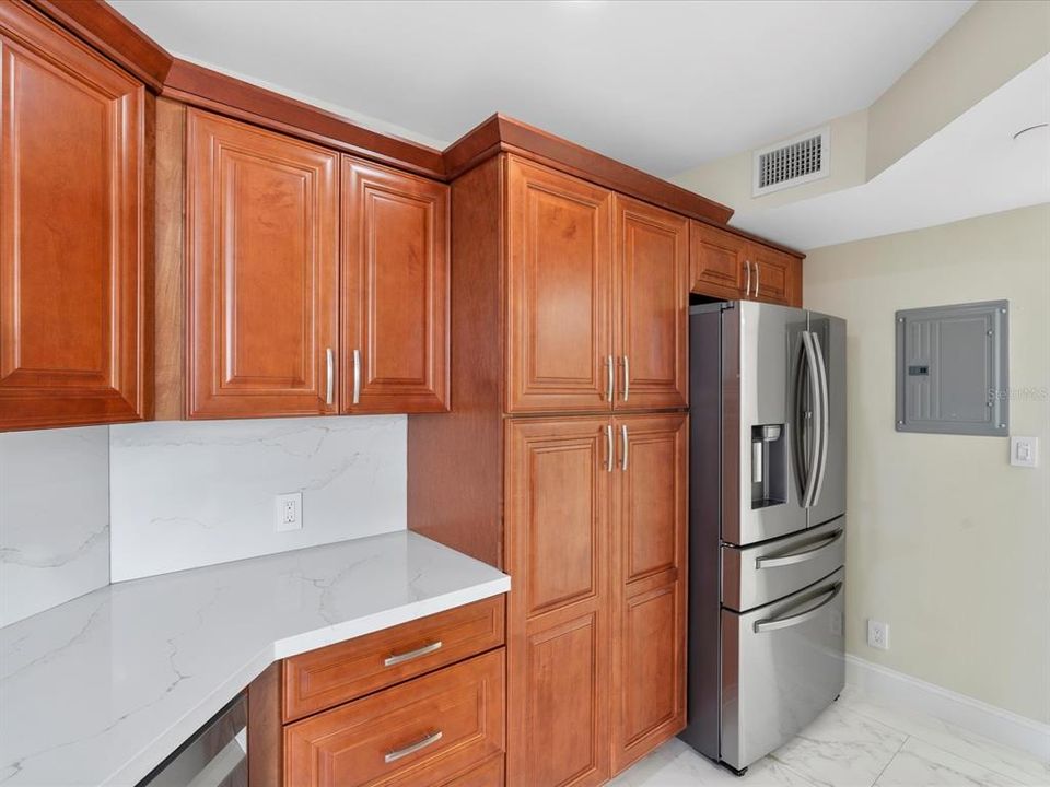 For Sale: $885,000 (3 beds, 2 baths, 1950 Square Feet)