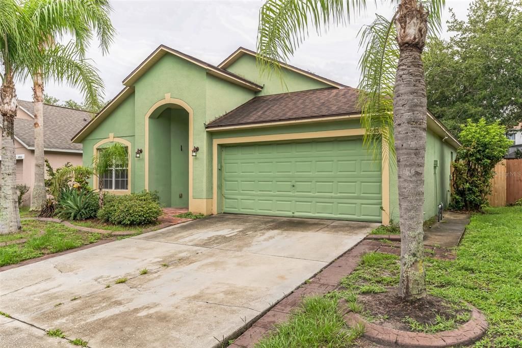 Active With Contract: $349,900 (4 beds, 2 baths, 1958 Square Feet)