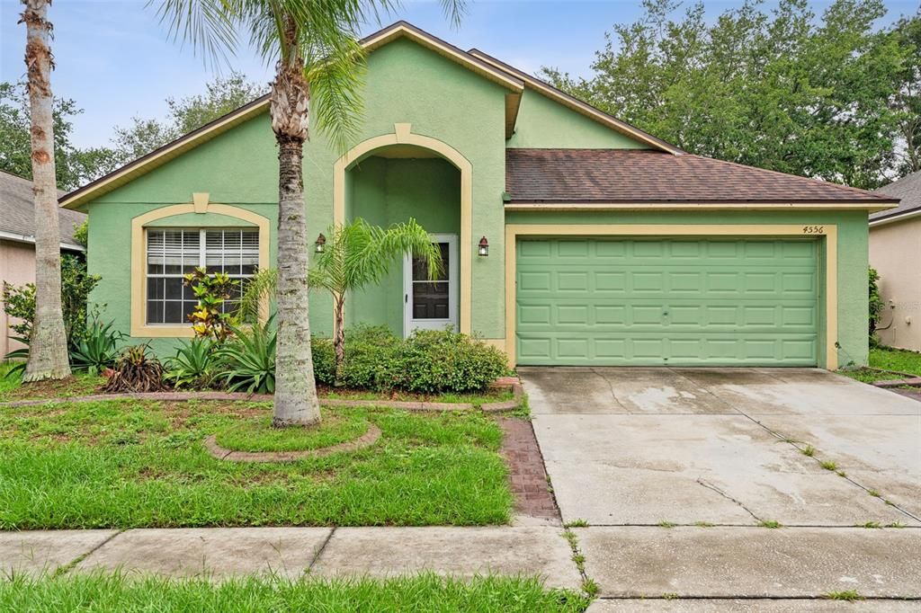 Active With Contract: $349,900 (4 beds, 2 baths, 1958 Square Feet)