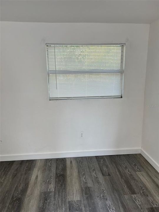 For Rent: $1,050 (0 beds, 1 baths, 1862 Square Feet)