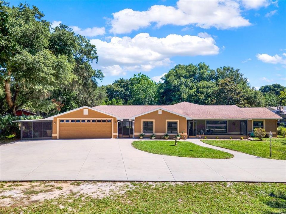 Active With Contract: $814,000 (3 beds, 3 baths, 3628 Square Feet)