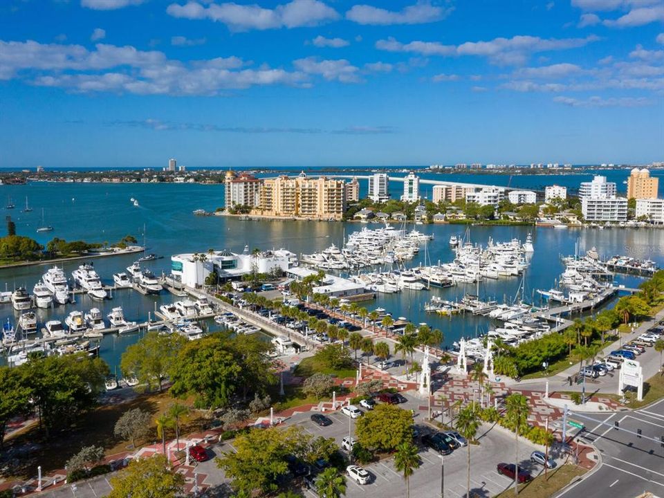 For Sale: $1,250,000 (2 beds, 2 baths, 1336 Square Feet)