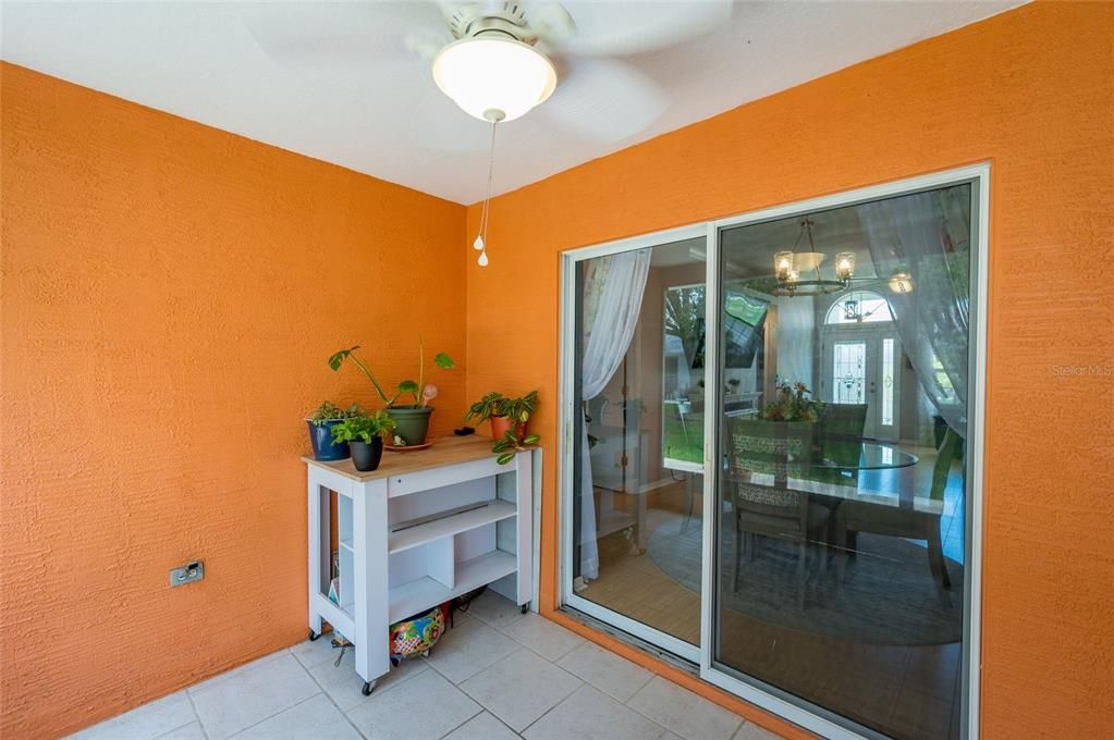 En Venta: $275,000 (2 camas, 2 baños, 1139 Pies cuadrados)