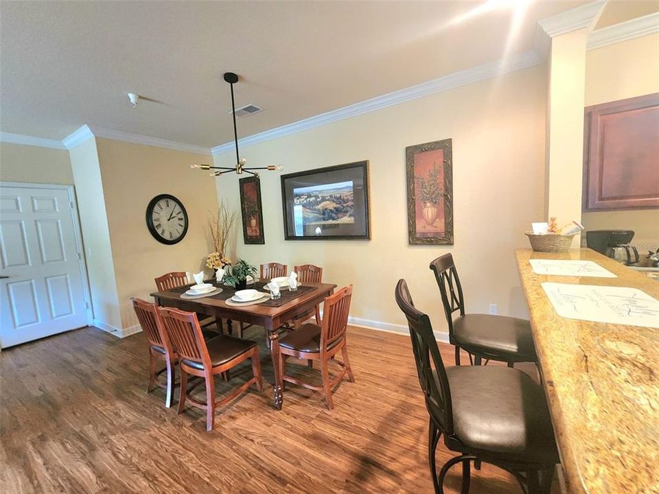 For Sale: $229,000 (2 beds, 2 baths, 1134 Square Feet)