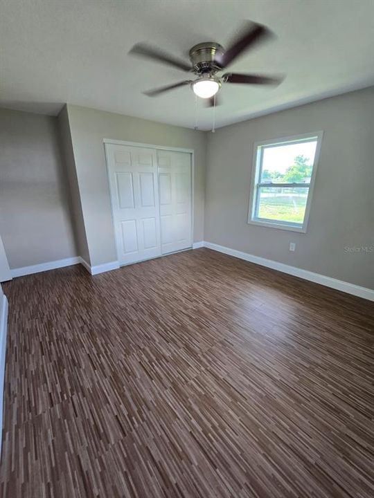 For Rent: $1,900 (3 beds, 2 baths, 1407 Square Feet)