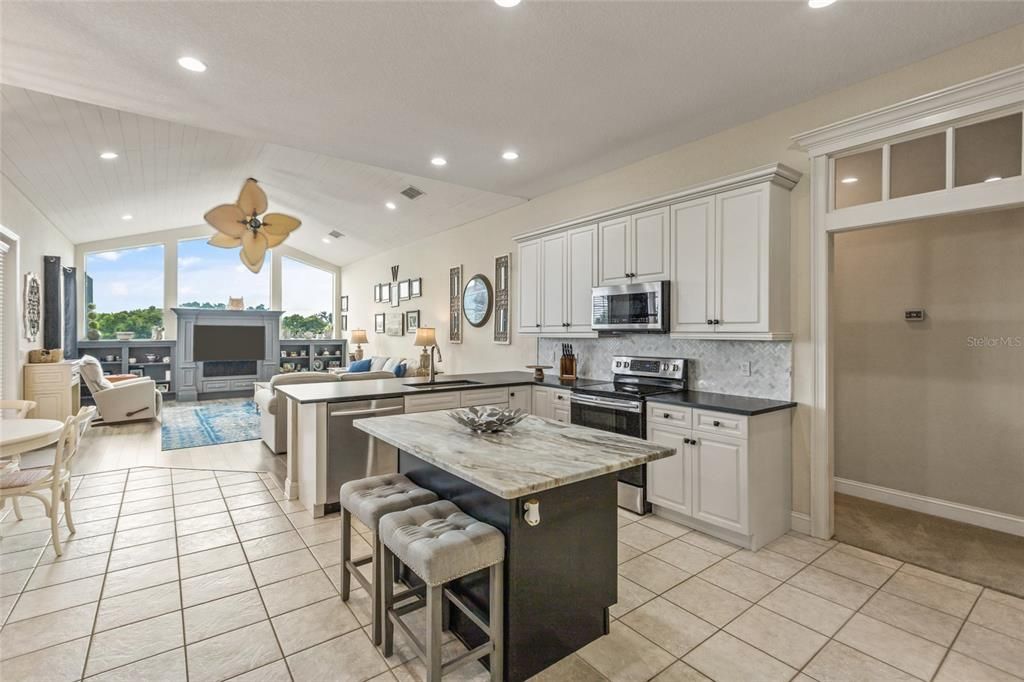 Active With Contract: $1,139,000 (4 beds, 4 baths, 3176 Square Feet)