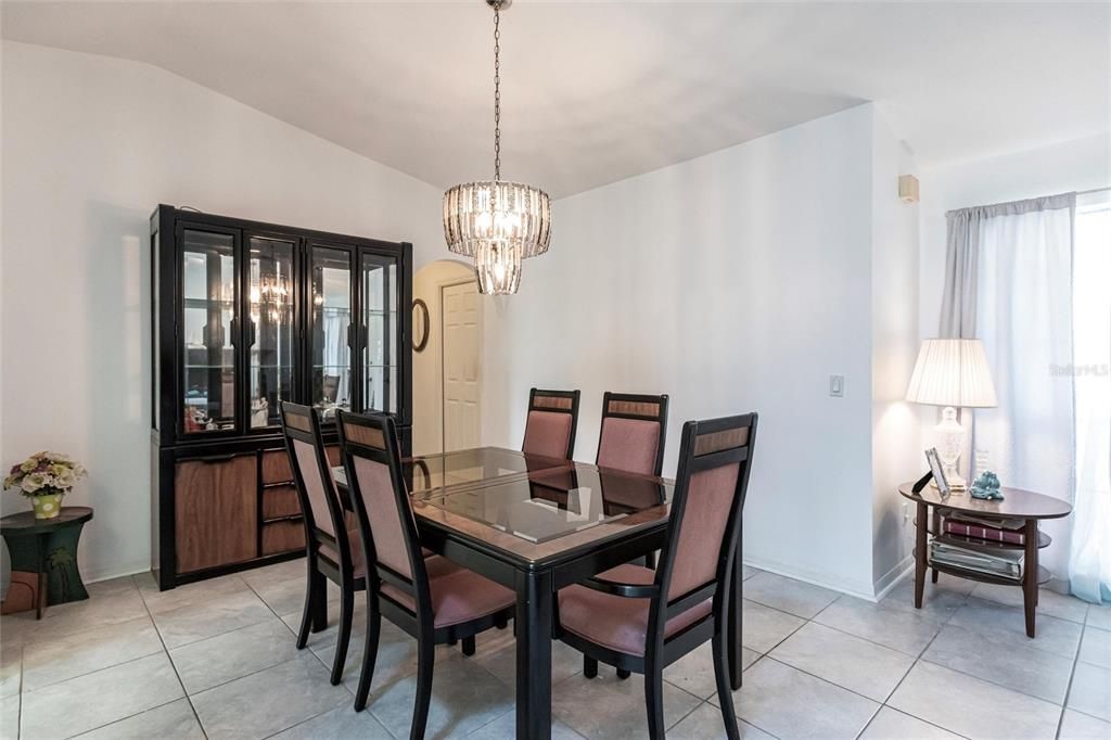 For Sale: $342,500 (3 beds, 2 baths, 1862 Square Feet)