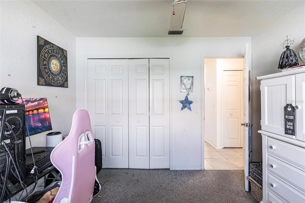 For Sale: $342,500 (3 beds, 2 baths, 1862 Square Feet)