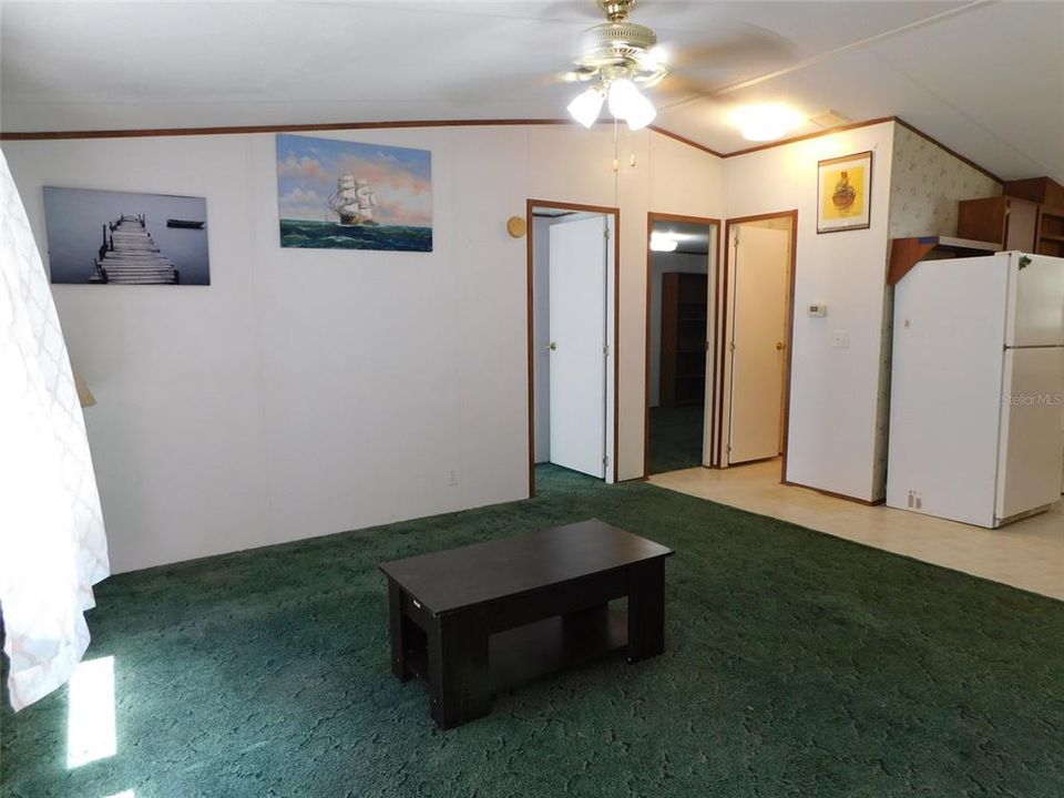 For Sale: $295,000 (3 beds, 2 baths, 1080 Square Feet)