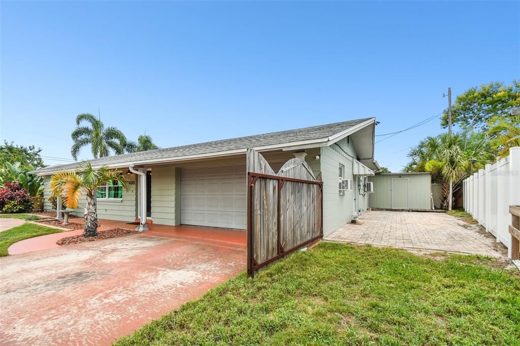 For Sale: $539,900 (3 beds, 2 baths, 1401 Square Feet)