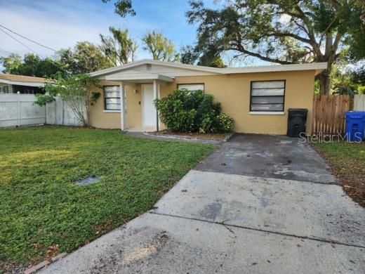 For Rent: $2,095 (3 beds, 2 baths, 1070 Square Feet)