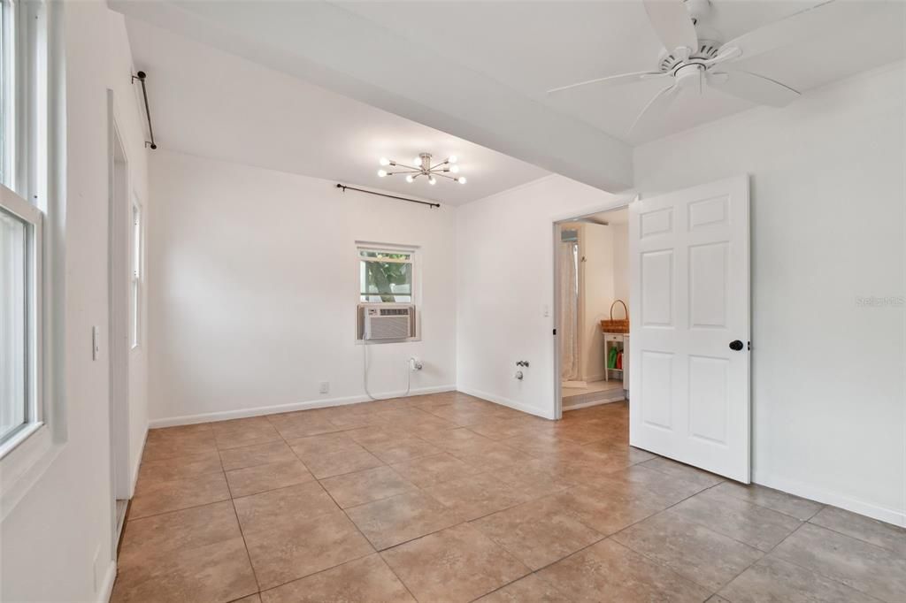 Active With Contract: $769,000 (3 beds, 2 baths, 1380 Square Feet)