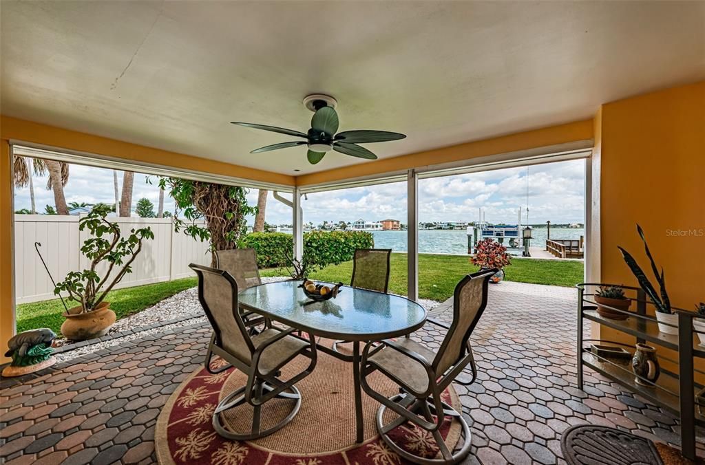 For Sale: $1,800,000 (4 beds, 4 baths, 3453 Square Feet)