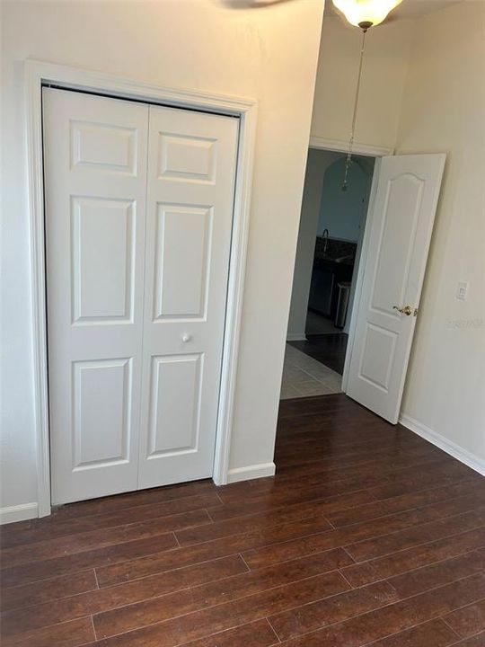 For Sale: $319,900 (2 beds, 2 baths, 1358 Square Feet)