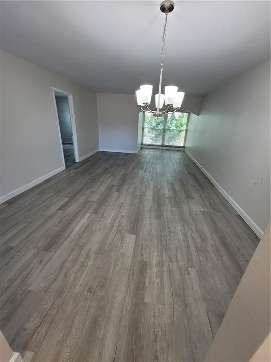 For Rent: $1,800 (2 beds, 2 baths, 910 Square Feet)