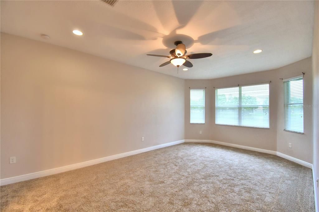 Main Bedroom with Lake view