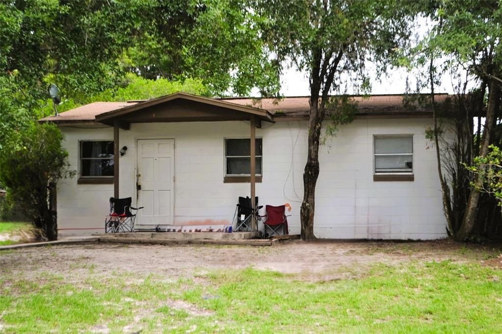 For Sale: $185,000 (3 beds, 1 baths, 768 Square Feet)