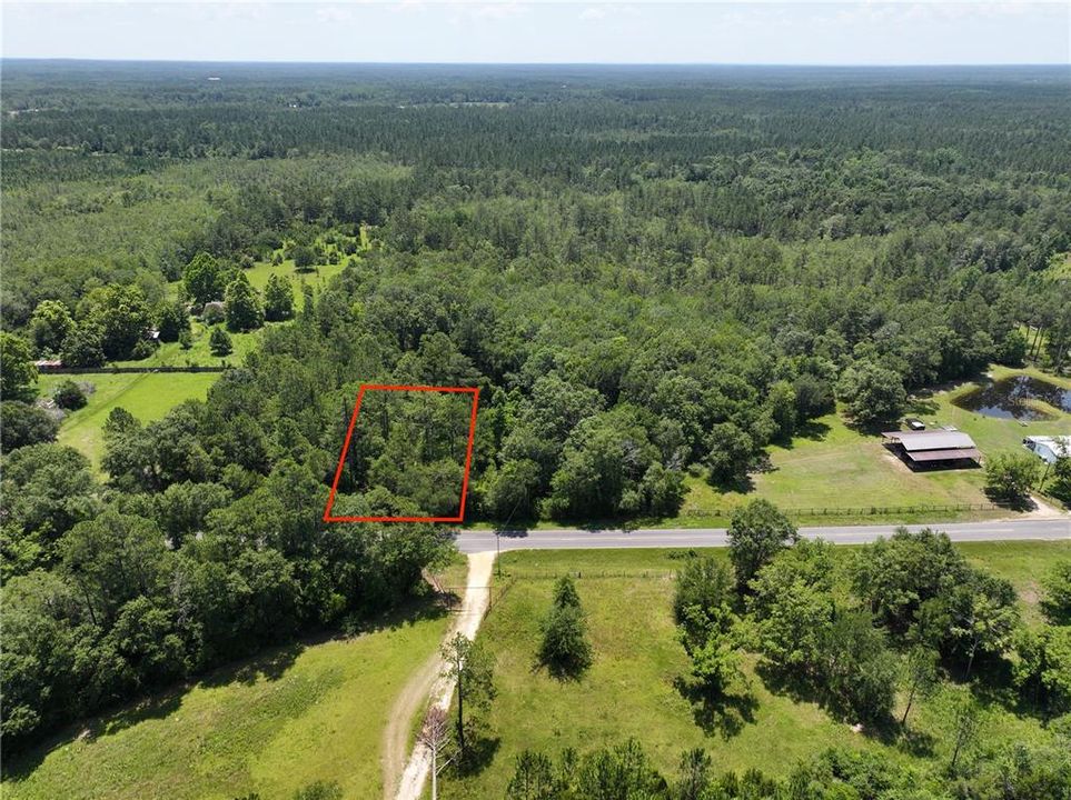 На продажу: $17,499 (0.50 acres)