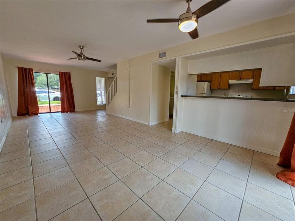 For Sale: $165,000 (3 beds, 2 baths, 1482 Square Feet)