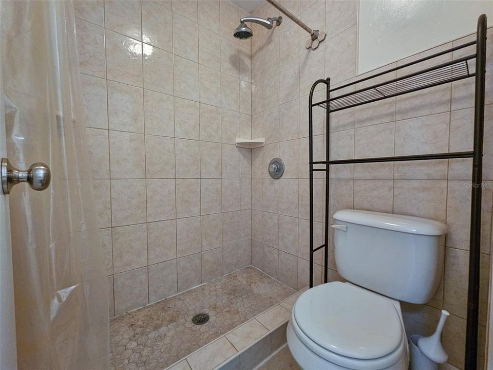 待售: $165,000 (3 贝兹, 2 浴室, 1482 平方英尺)