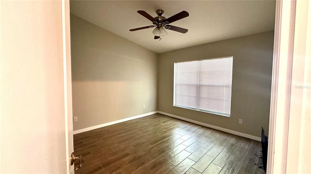 For Rent: $2,700 (3 beds, 2 baths, 1373 Square Feet)