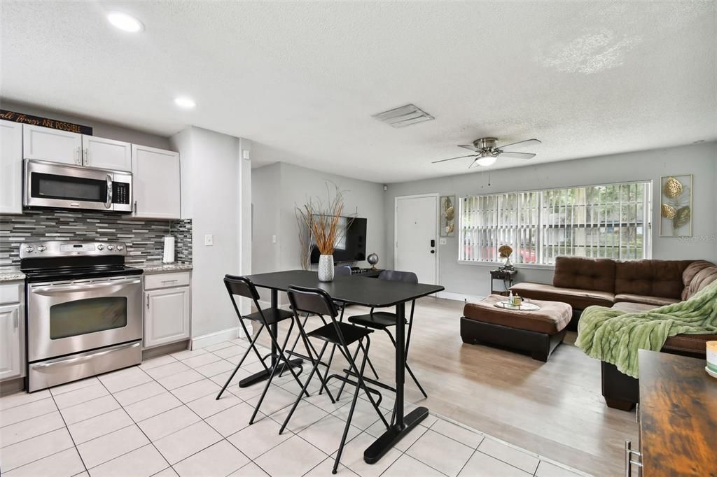 For Sale: $279,990 (3 beds, 1 baths, 960 Square Feet)