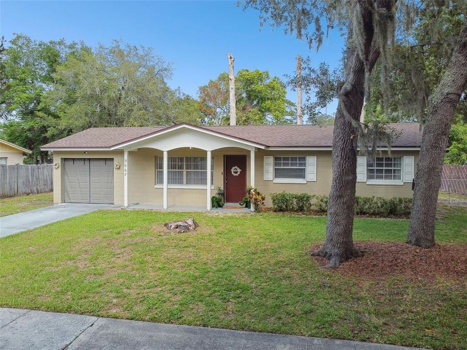 For Sale: $279,990 (3 beds, 1 baths, 960 Square Feet)