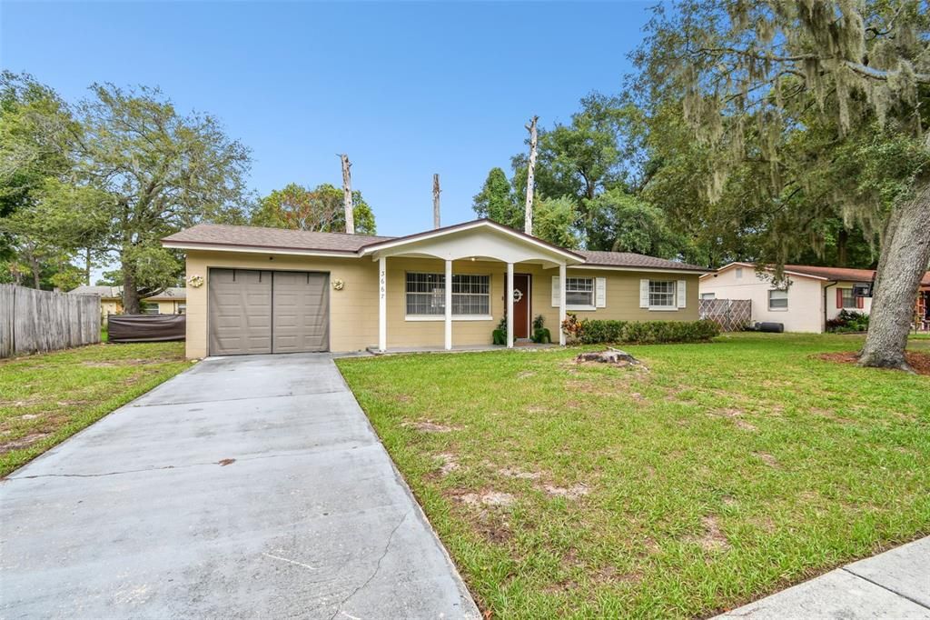 For Sale: $279,990 (3 beds, 1 baths, 960 Square Feet)