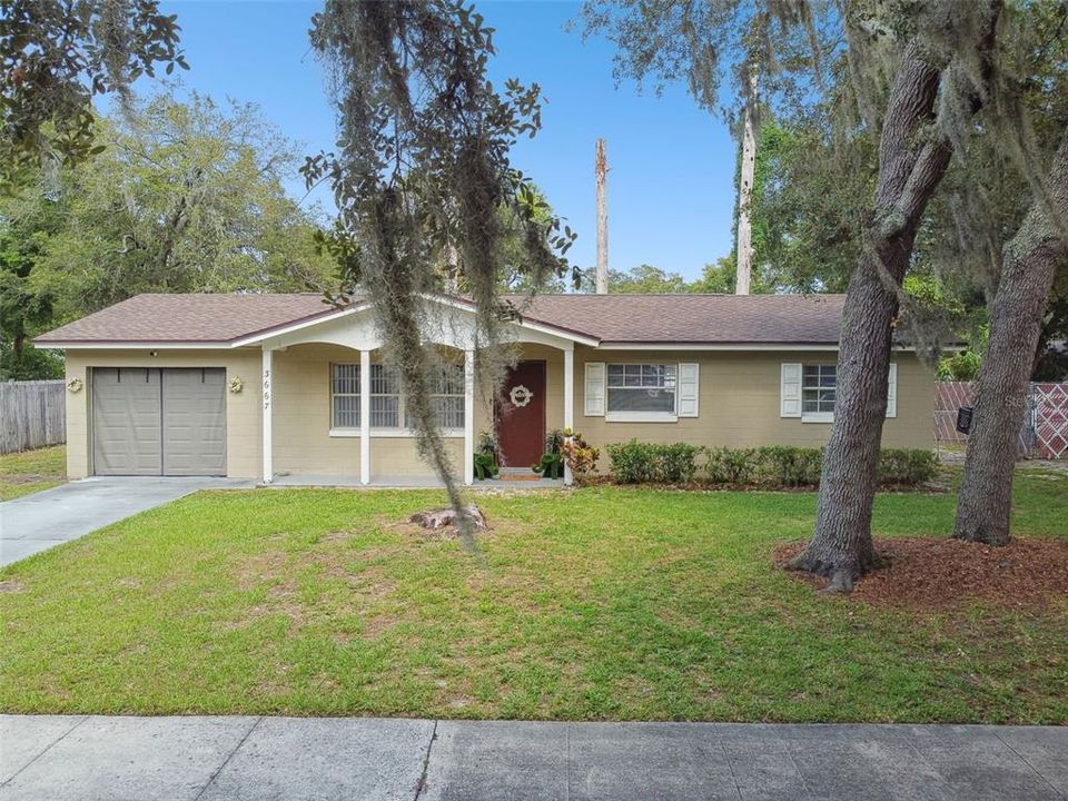 For Sale: $279,990 (3 beds, 1 baths, 960 Square Feet)