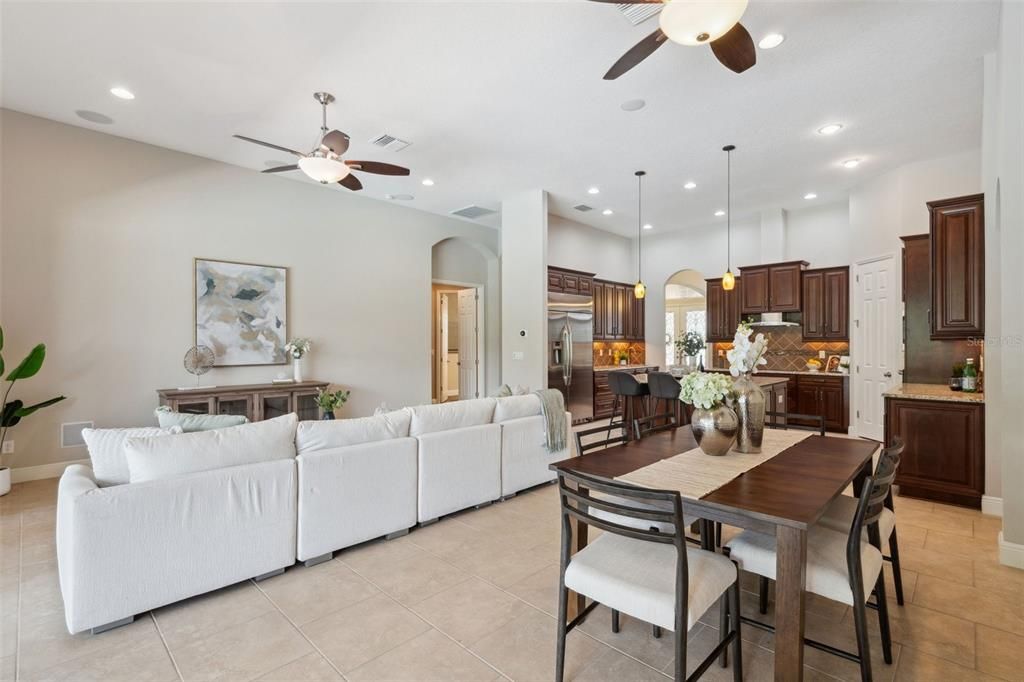 Active With Contract: $850,000 (5 beds, 4 baths, 3736 Square Feet)