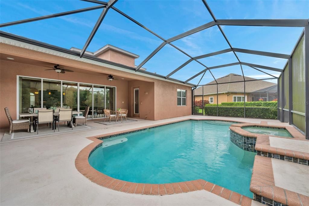 Active With Contract: $850,000 (5 beds, 4 baths, 3736 Square Feet)