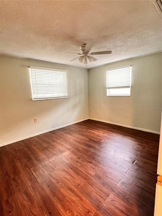 For Rent: $1,500 (2 beds, 1 baths, 846 Square Feet)