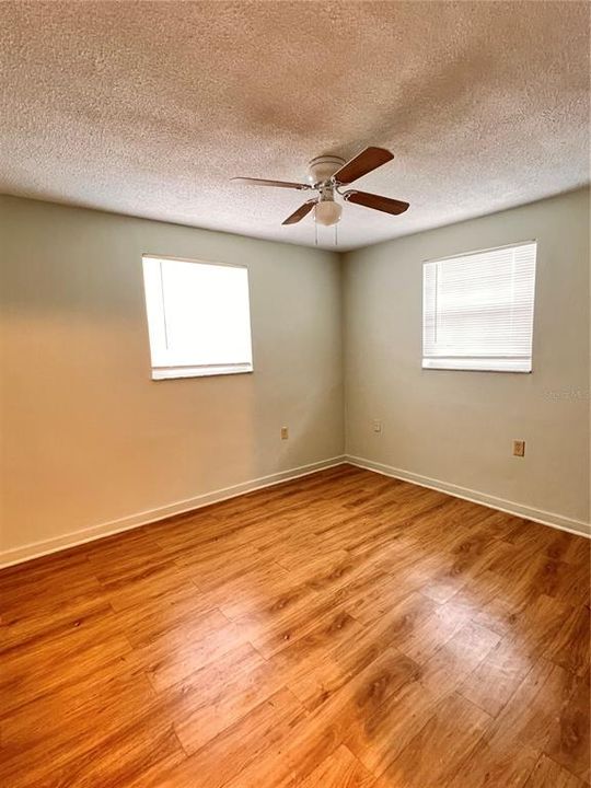 For Rent: $1,500 (2 beds, 1 baths, 846 Square Feet)