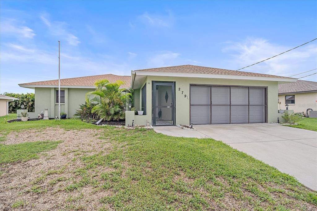 For Sale: $324,900 (2 beds, 2 baths, 1317 Square Feet)