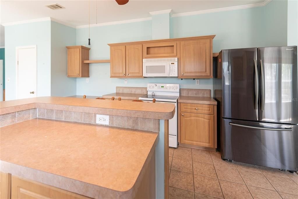 For Sale: $245,900 (3 beds, 2 baths, 2280 Square Feet)