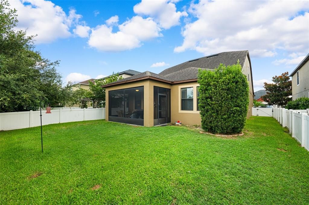 For Sale: $469,000 (3 beds, 2 baths, 1960 Square Feet)