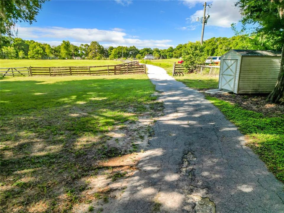 For Sale: $529,900 (3 beds, 2 baths, 1643 Square Feet)