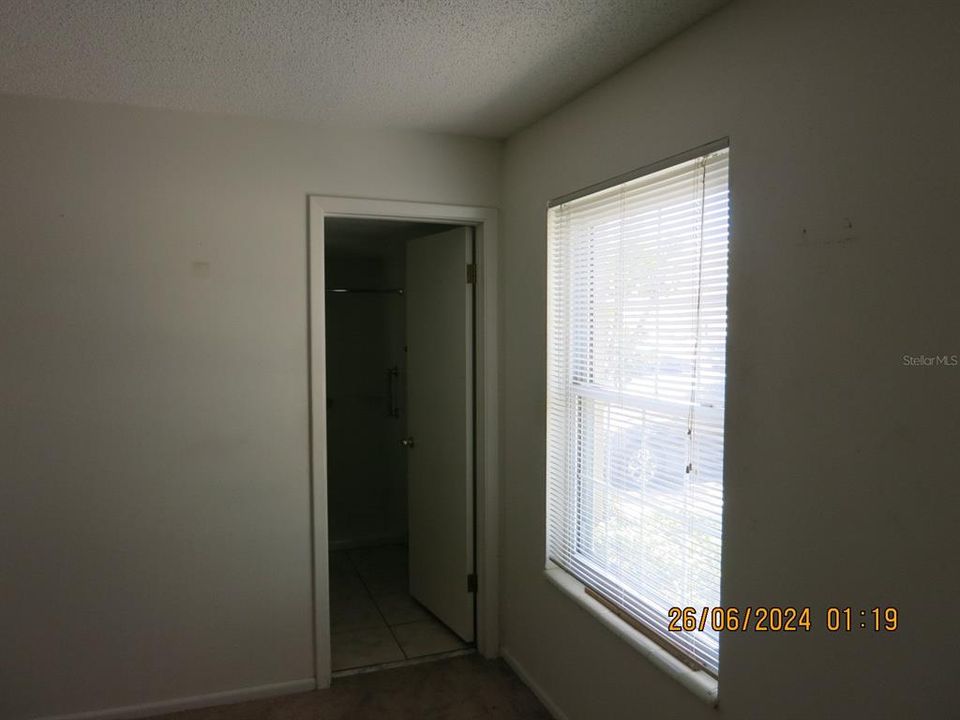 For Sale: $190,000 (2 beds, 2 baths, 1385 Square Feet)